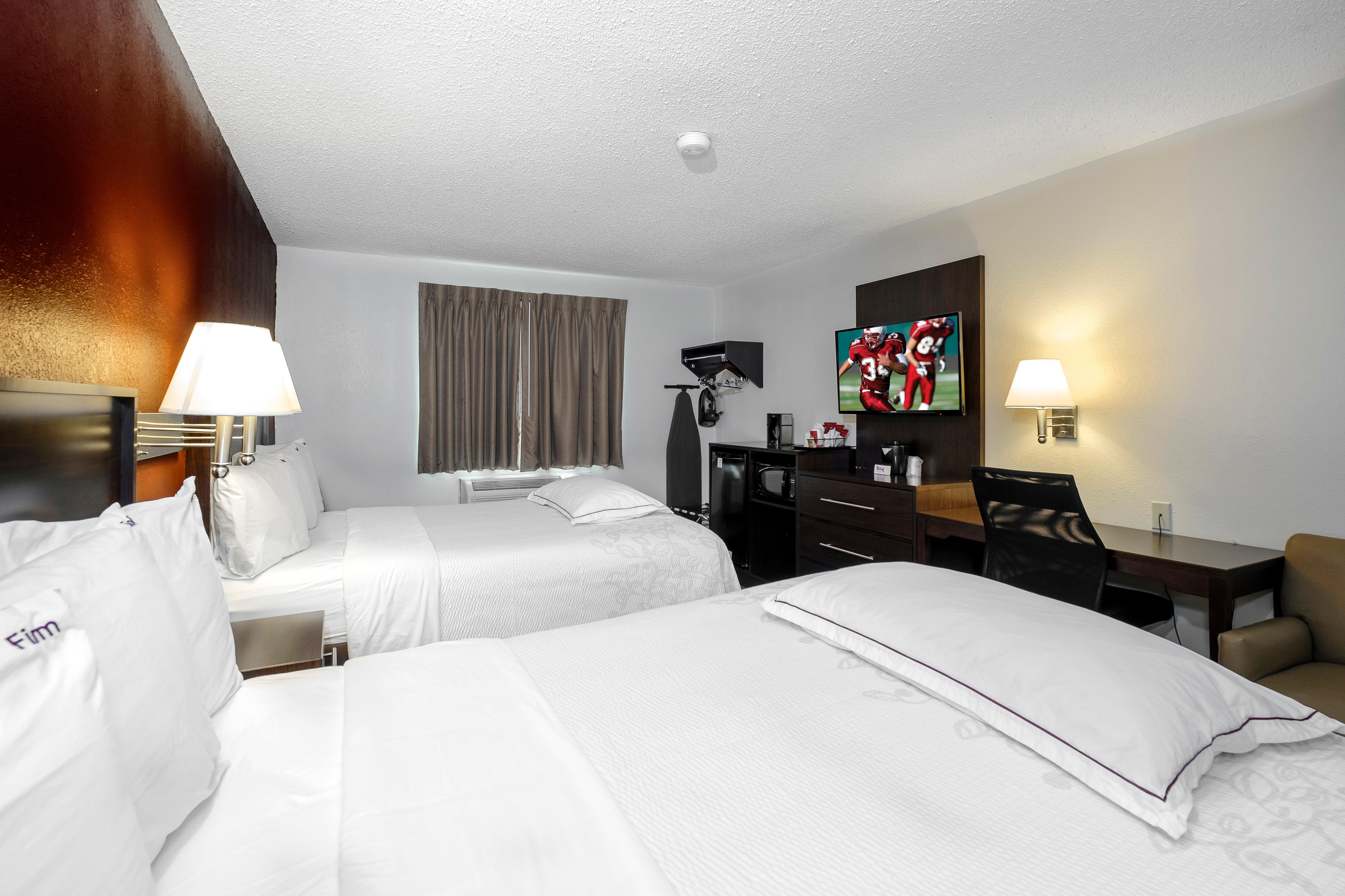Red Roof Inn Plus+ & Suites Malone Kültér fotó