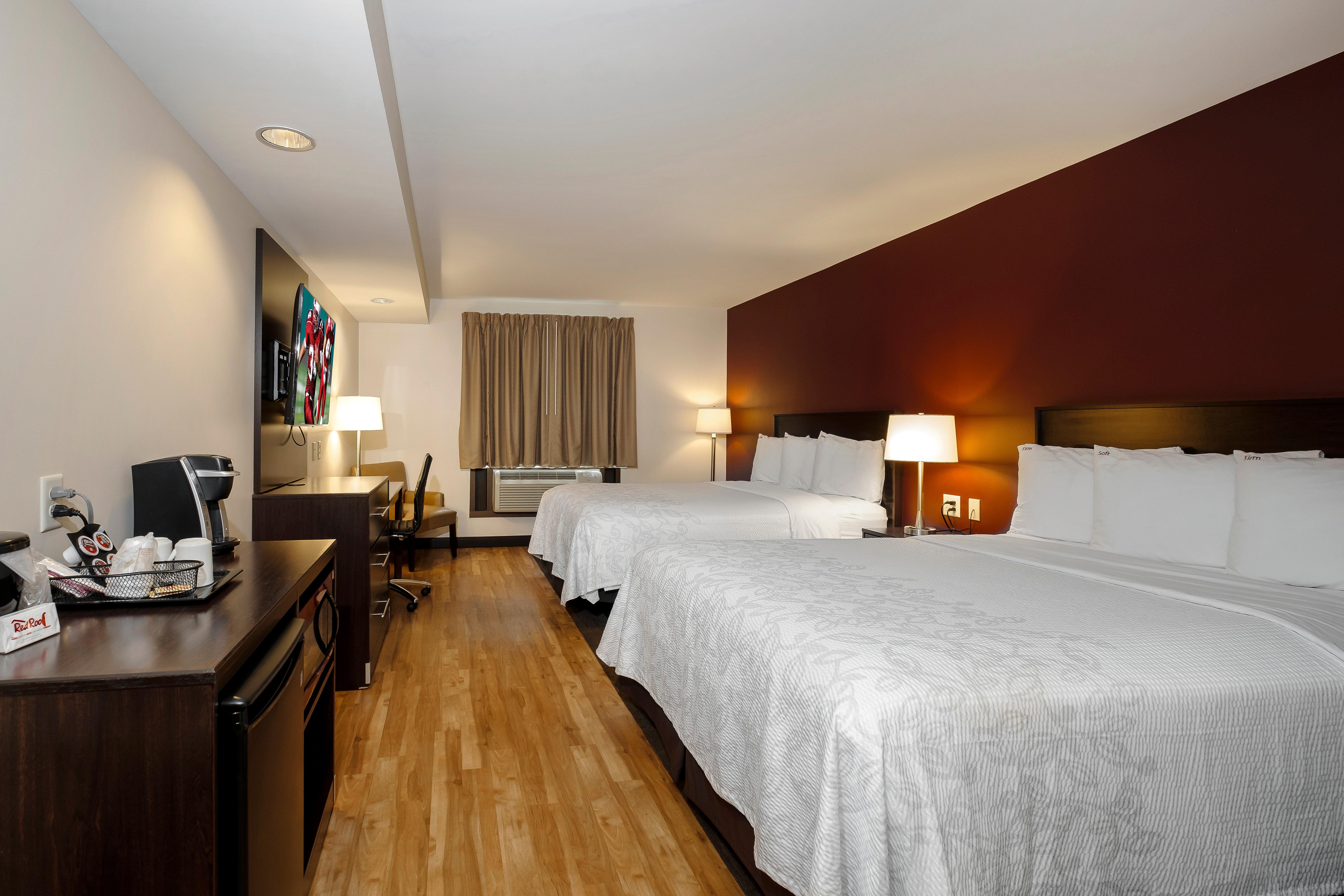 Red Roof Inn Plus+ & Suites Malone Kültér fotó